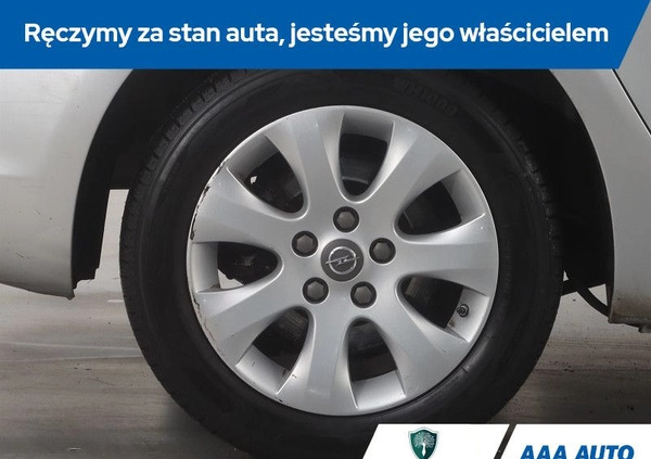 Opel Astra cena 26000 przebieg: 195616, rok produkcji 2014 z Szadek małe 172